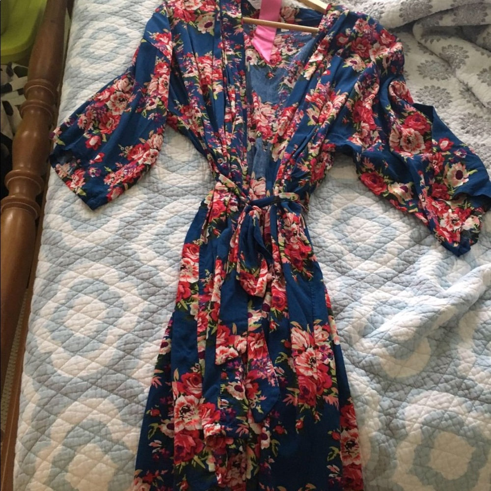 Silk bathroom robe